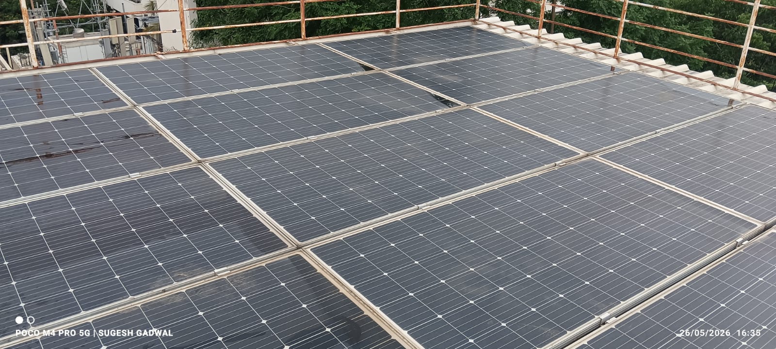 High-efficiency solar panels